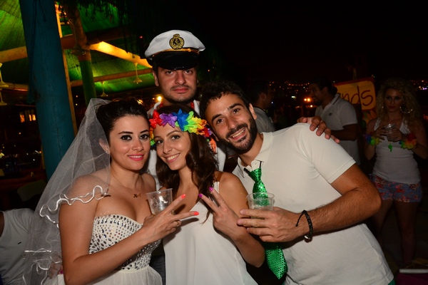 Clubbing Night at Edde Sands